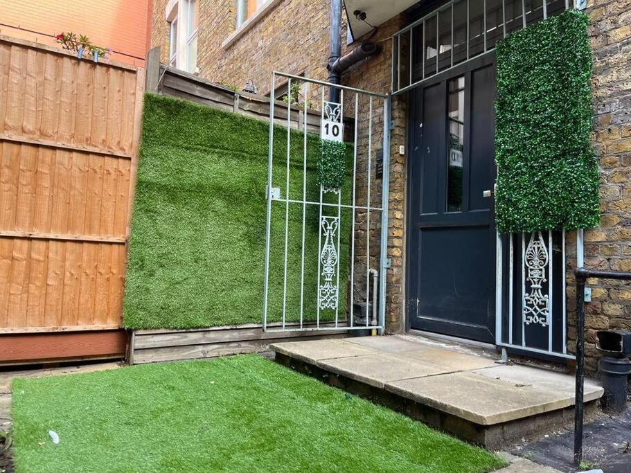 Tree Studio Apartment Barbican F3 Londyn Zewnętrze zdjęcie